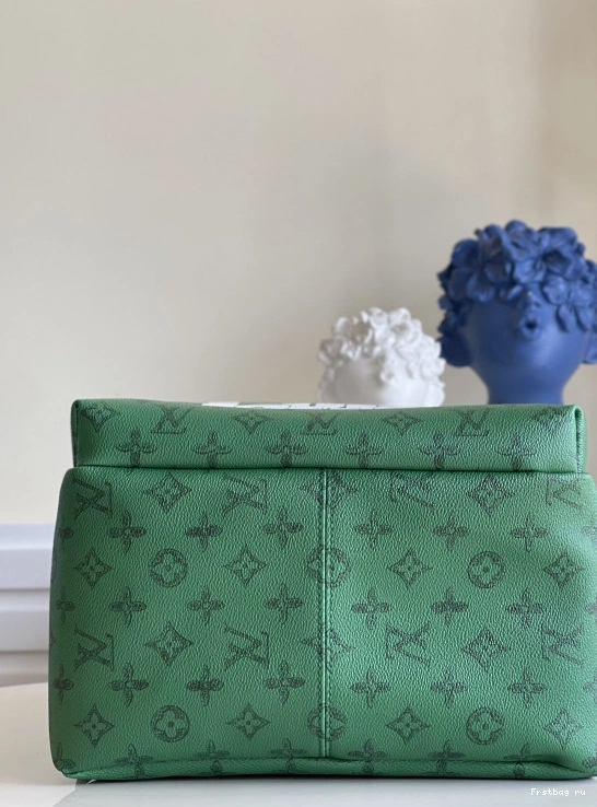 First bag ru DISCOVERY BACKPACK VUITTON LOUIS 0803